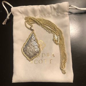 Kendra Scott Aiden Long Pendant Necklace!!